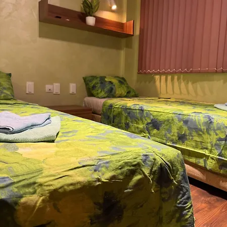 2-bedroom, 2-bathroom With Fireplace And Garden At Winslow Infinity 公寓 *