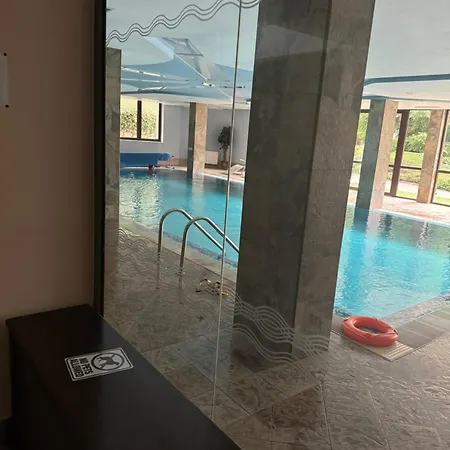 Apartament 2-bedroom, 2-bathroom With Fireplace And Garden At Winslow Infinity *