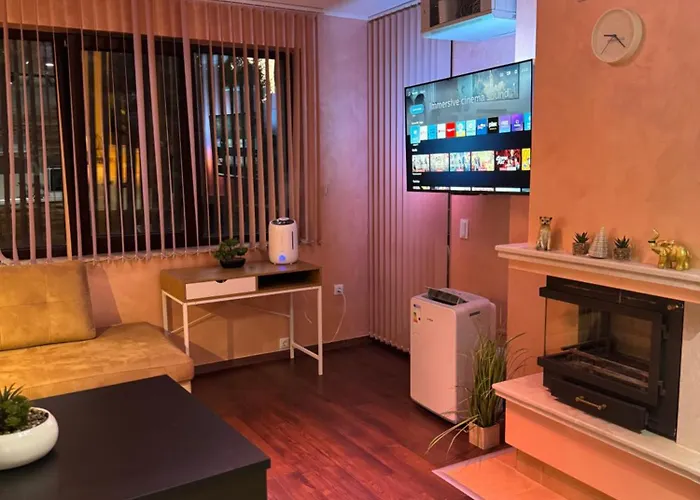 Apartman 2-bedroom, 2-bathroom With Fireplace And Garden At Winslow Infinity