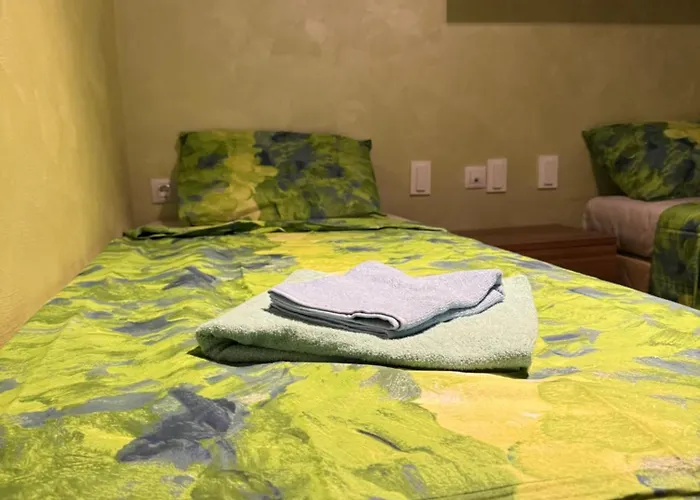 2-bedroom, 2-bathroom With Fireplace And Garden At Winslow Infinity * Banszko