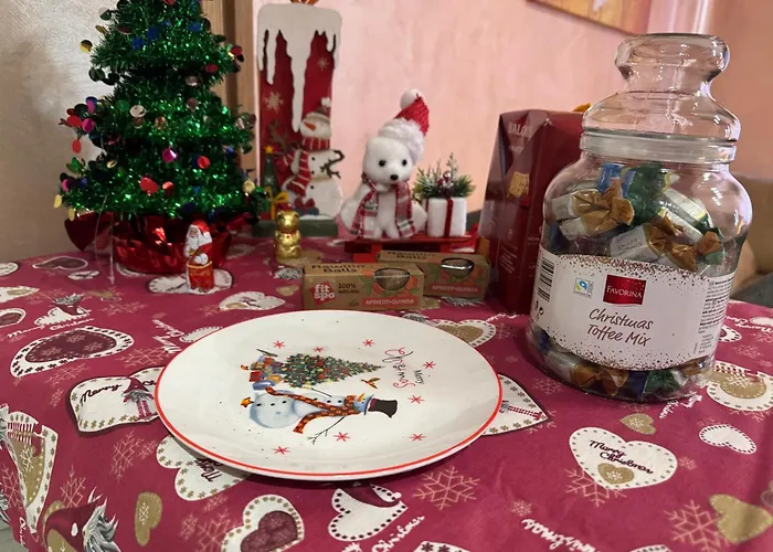 2-bedroom, 2-bathroom With Fireplace And Garden At Winslow Infinity Apartman