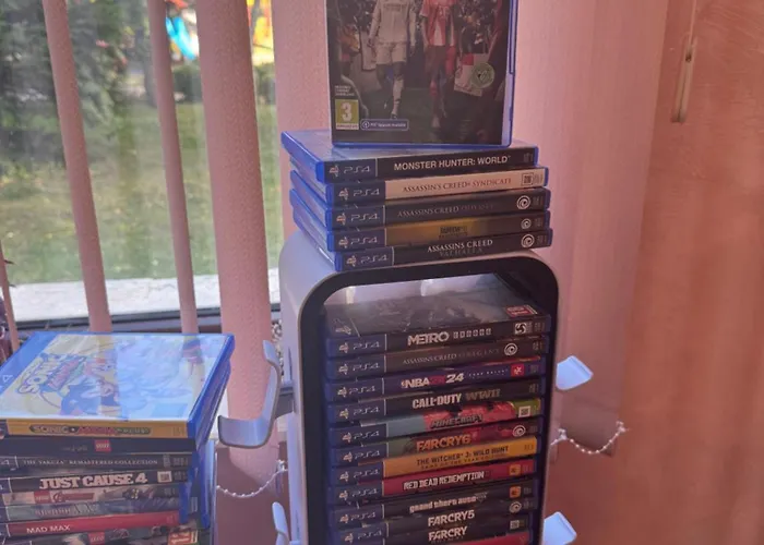 2-bedroom, 2-bathroom With Fireplace And Garden At Winslow Infinity Apartment